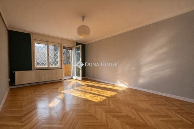 Eladó téglalakás, Budapesten, II. kerületben 109.9 M Ft