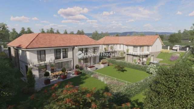 Eladó téglalakás, Törökbálinton 259.9 M Ft, 5 szobás