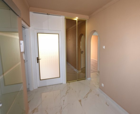 Eladó panellakás, Debrecenben 79.9 M Ft, 2+1 szobás