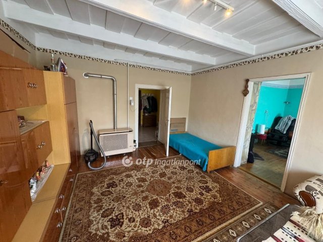 Eladó családi ház, Pusztamonostoron 24 M Ft, 2 szobás