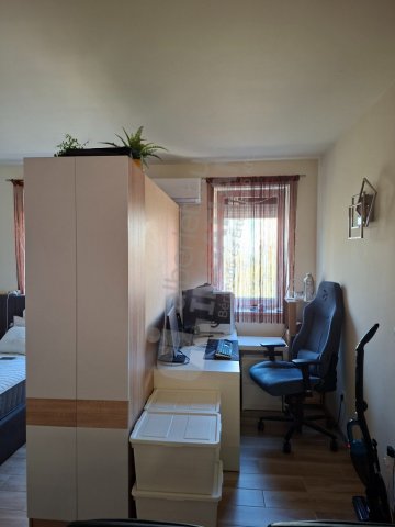 Kiadó téglalakás, albérlet, X. kerületben, Tavas utcában