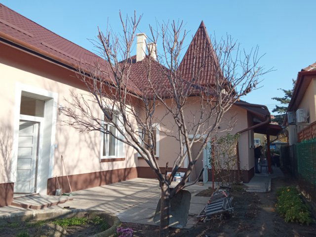 Eladó családi ház, Budapesten, XVI. kerületben 160 M Ft