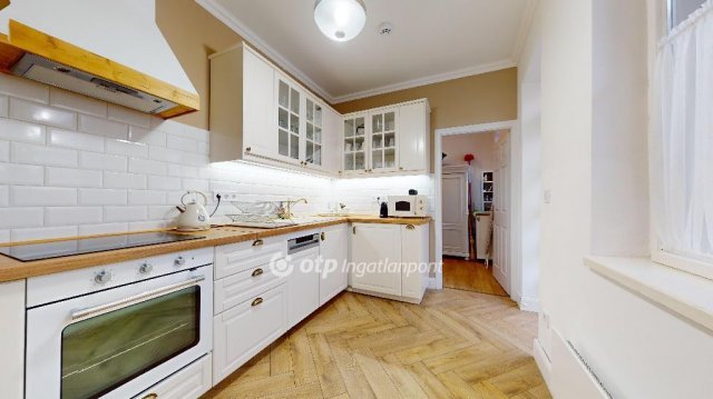 Eladó családi ház, Egerben 149 M Ft, 3 szobás