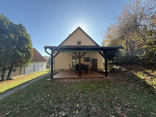 Eladó családi ház, Komlón 59 M Ft, 3+1 szobás