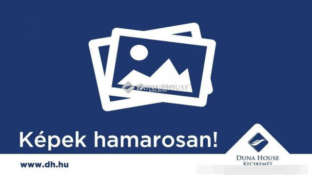 Eladó ikerház, Kecskeméten, Ceglédi úton 34.99 M Ft, 2 szobás