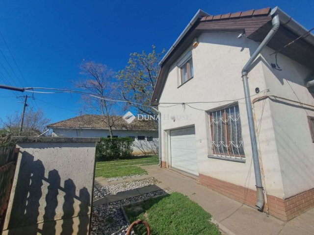 Eladó családi ház, Kunmadarason, Arany János utcában 32 M Ft