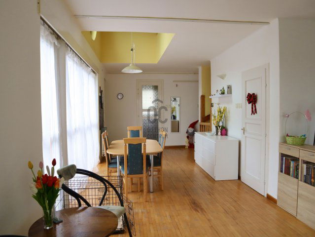 Eladó sorház, Kőszegen 74.9 M Ft, 7 szobás