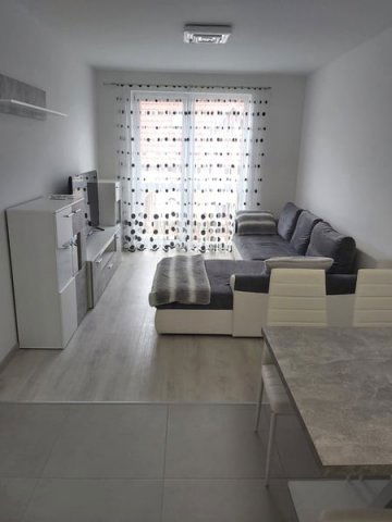 Kiadó téglalakás, albérlet, Hajdúszoboszlón 220 E Ft / hó