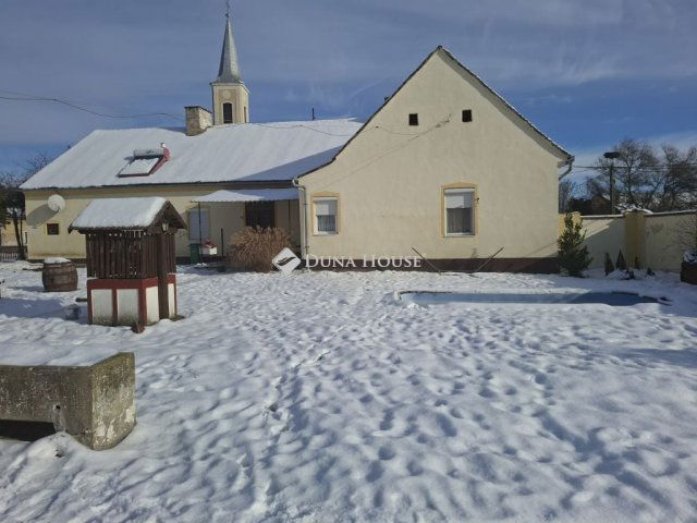 Eladó családi ház, Sumonyon 48.5 M Ft, 5 szobás