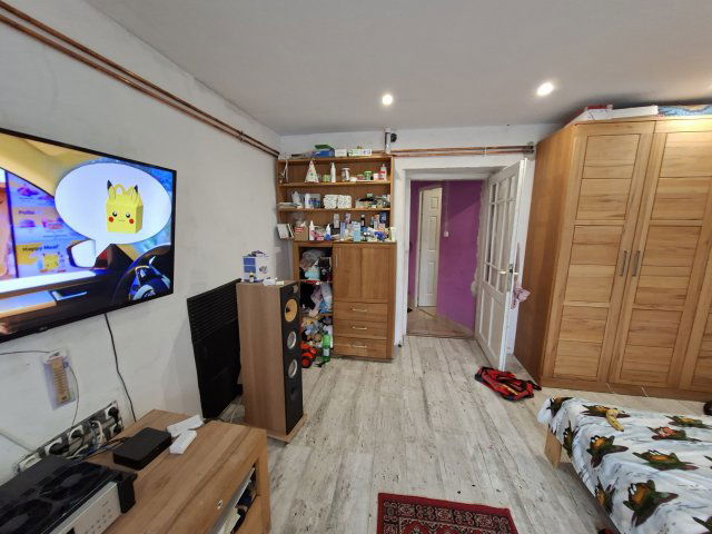 Eladó családi ház, Gyulán 12.5 M Ft, 3 szobás