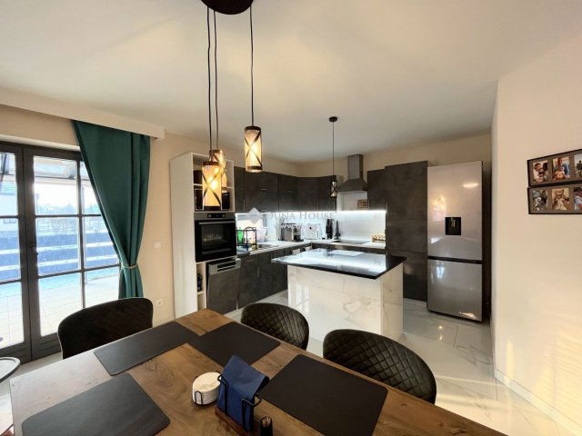 Eladó családi ház, Sén 129.99 M Ft, 4 szobás