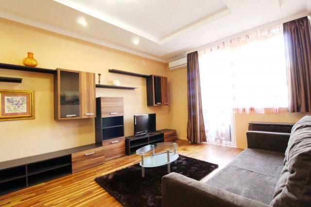 Kiadó téglalakás, albérlet, Debrecenben 250 E Ft / hó, 3 szobás