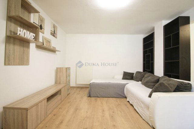 Eladó családi ház, Kerepesen 79.5 M Ft, 4 szobás