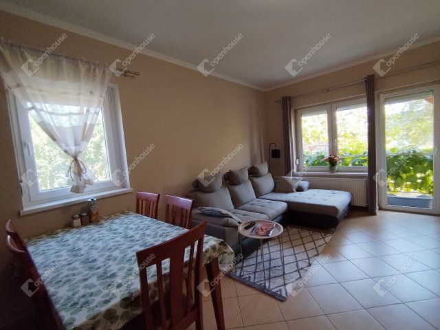 Eladó családi ház, Győrött 112 M Ft, 4 szobás