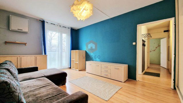 Kiadó panellakás, albérlet, Pécsett, Madách Imre utcában