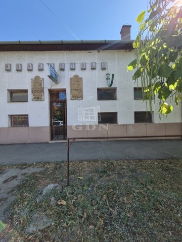 Eladó üzlethelyiség, Battonyán 55 M Ft / költözzbe.hu