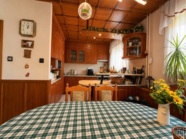 Eladó téglalakás, Ráckevén 62.5 M Ft, 2 szobás