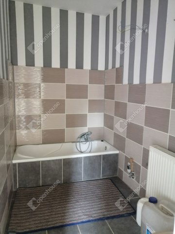 Eladó családi ház, Tornyiszentmiklóson 21 M Ft, 4 szobás