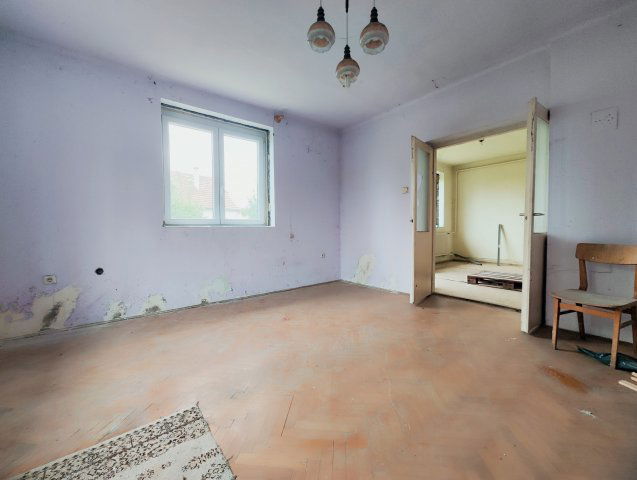 Eladó családi ház, Bánrévén 12 M Ft, 2 szobás