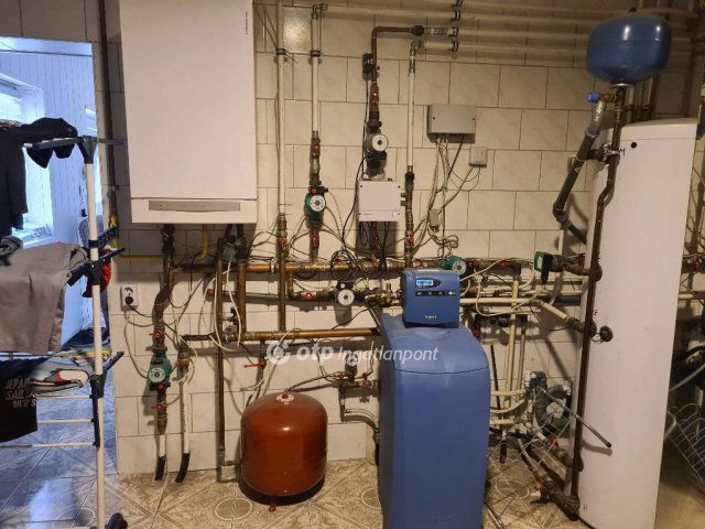 Eladó családi ház, Diósdon 350 M Ft, 6 szobás