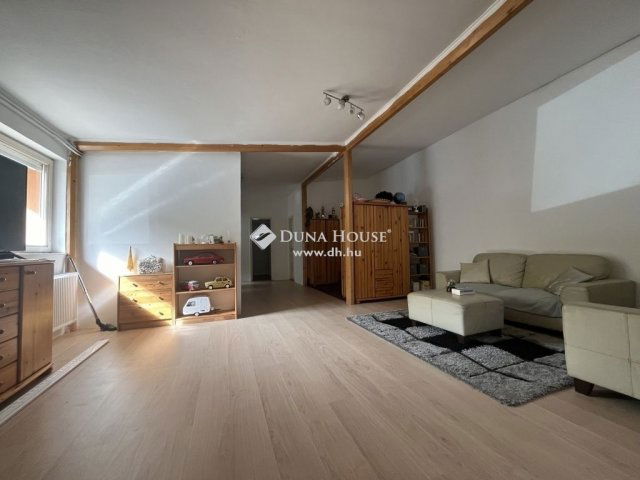 Eladó ipari ingatlan, Budapesten, XXII. kerületben 199.999 M Ft