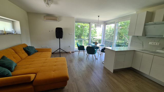 Eladó családi ház, Cserszegtomajon 125 M Ft, 5+1 szobás