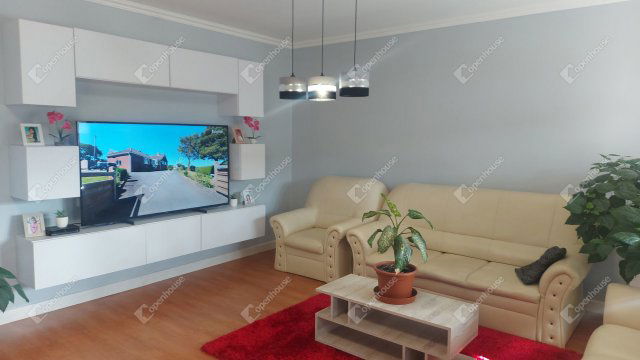 Eladó családi ház, Békésen 28.5 M Ft, 4 szobás