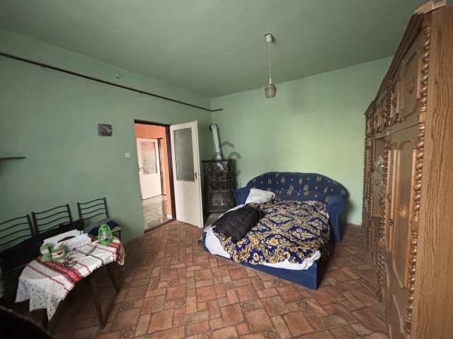Eladó családi ház, Nyírmihálydin 10 M Ft, 2 szobás