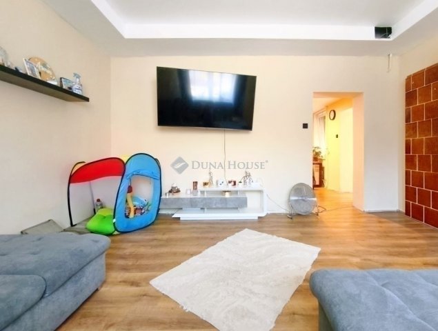 Eladó családi ház, Budapesten, XVIII. kerületben 79.9 M Ft