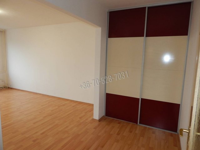 Eladó panellakás, Tatabányán, Dózsakert utcában 40.1 M Ft