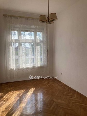 Eladó téglalakás, Budapesten, XIV. kerületben 87.9 M Ft