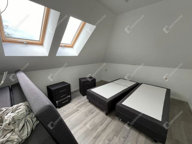 Eladó téglalakás, Fertőszentmiklóson 74.9 M Ft, 2 szobás