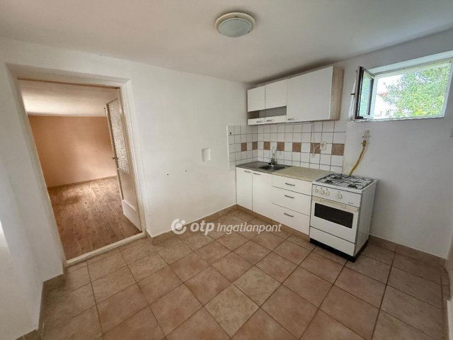 Eladó családi ház, Újfehértón 26.5 M Ft, 1+1 szobás