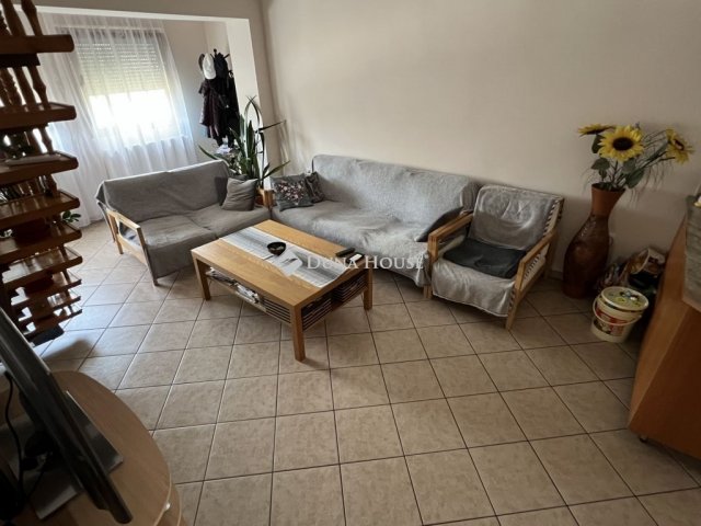 Eladó családi ház, Polgárdin 78.6 M Ft, 5 szobás