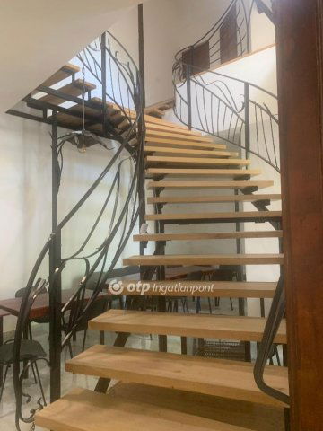 Eladó hotel, Egerben 245 M Ft / költözzbe.hu