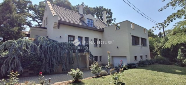 Eladó családi ház, Leányfaluban 275 M Ft, 5 szobás