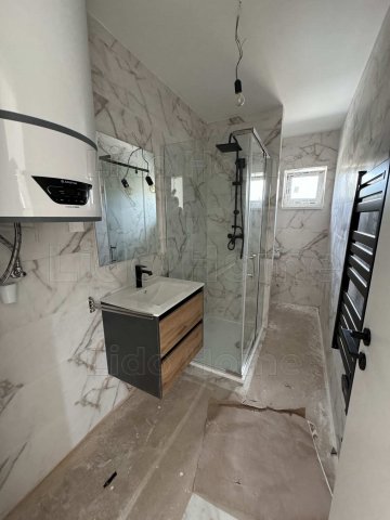 Eladó téglalakás, Siófokon 74 M Ft, 3 szobás