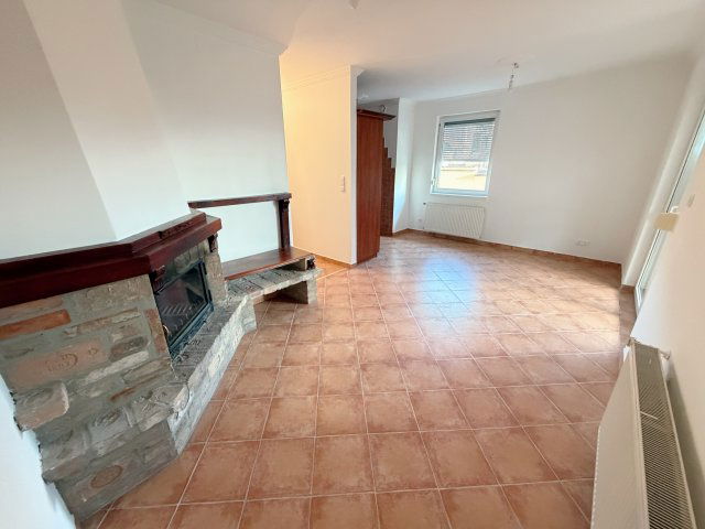 Eladó sorház, Százhalombattán, Almafa utcában 69.9 M Ft