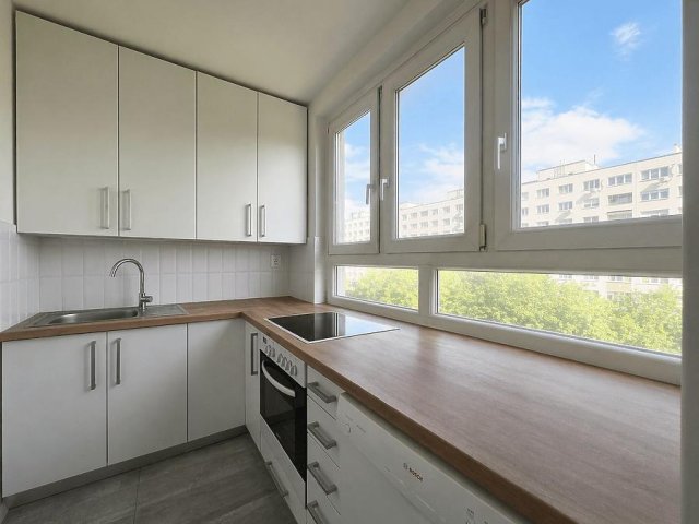 Eladó panellakás, Budapesten, III. kerületben 84.9 M Ft, 3 szobás