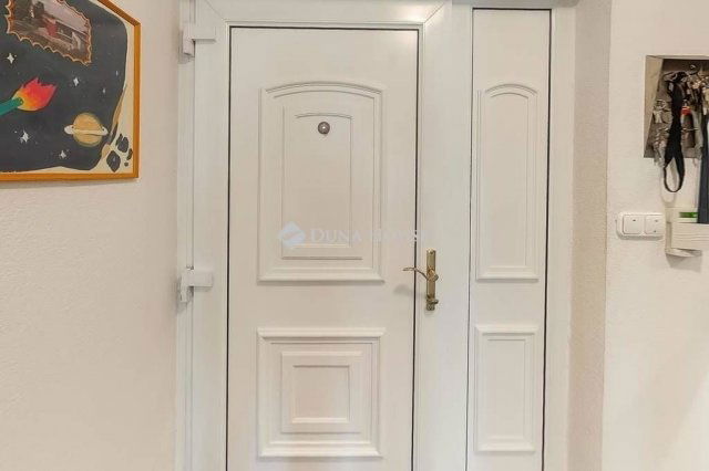 Eladó családi ház, Budapesten, II. kerületben 759.9 M Ft