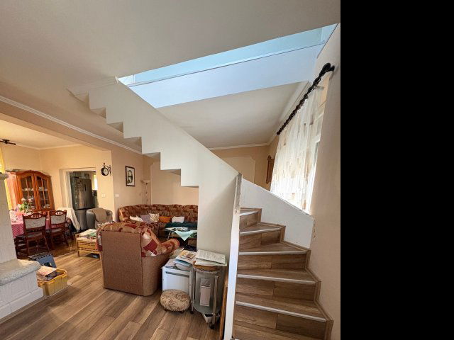 Eladó családi ház, Székesfehérvárott 95 M Ft, 4 szobás