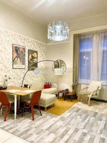 Eladó téglalakás, Budapesten, VII. kerületben 82.8 M Ft