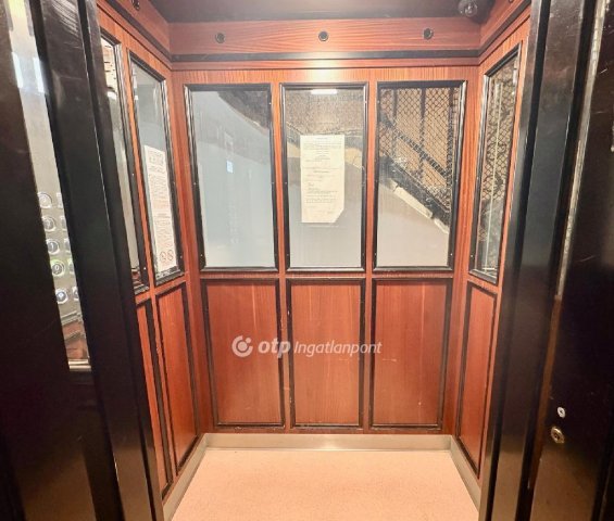 Eladó téglalakás, Budapesten, XI. kerületben 89.5 M Ft, 2 szobás