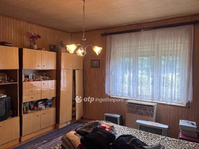 Eladó családi ház, Recsken 12.9 M Ft, 2 szobás