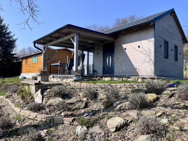 Eladó nyaraló, Bozsokon 26 M Ft, 1 szobás / költözzbe.hu