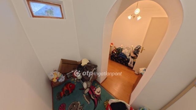 Eladó téglalakás, Mezőkövesden 37.9 M Ft, 2+1 szobás