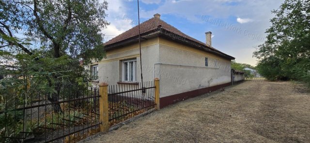 Eladó családi ház, Újszilváson 26.9 M Ft, 3 szobás