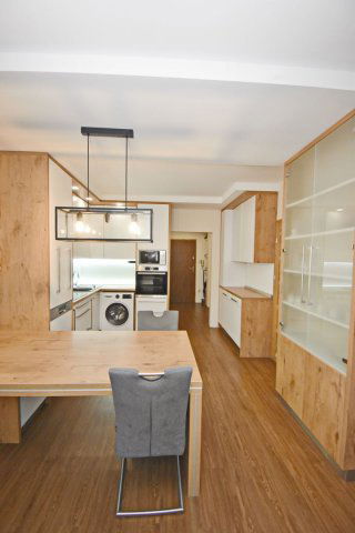 Kiadó panellakás, albérlet, Debrecenben 270 E Ft / hó, 3 szobás