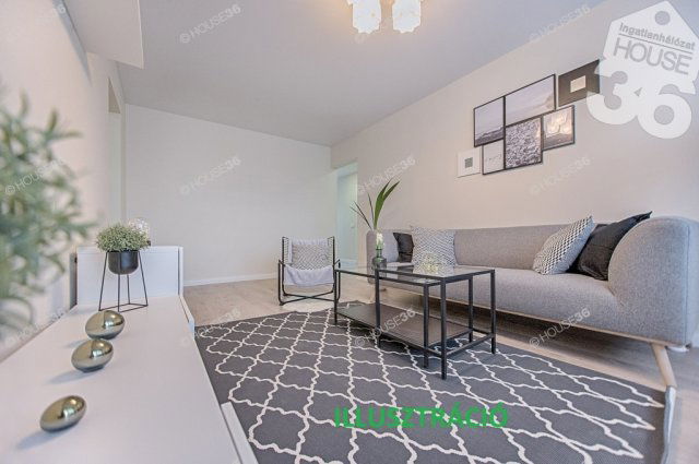 Eladó panellakás, Kecskeméten 43.9 M Ft, 3 szobás