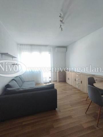 Kiadó téglalakás, albérlet, Veszprémben 175 E Ft / hó
